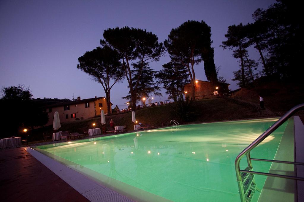 Villa Poggio Di Gaville Meleto Rum bild